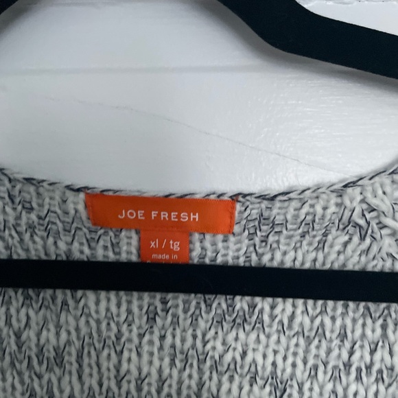 Xl knit sweater - Picture 2 of 2